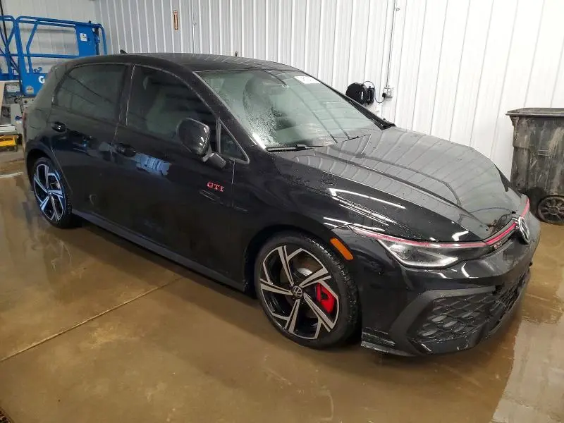 2025 VOLKSWAGEN GTI SE  