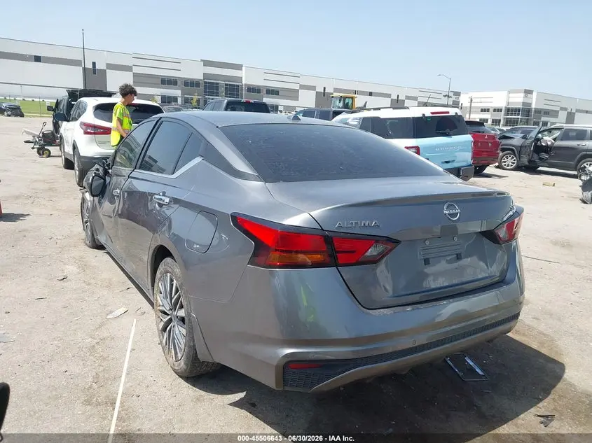 2024 NISSAN ALTIMA SV FWD