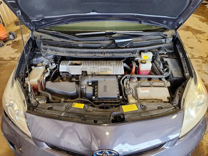 2012 TOYOTA PRIUS THREE  