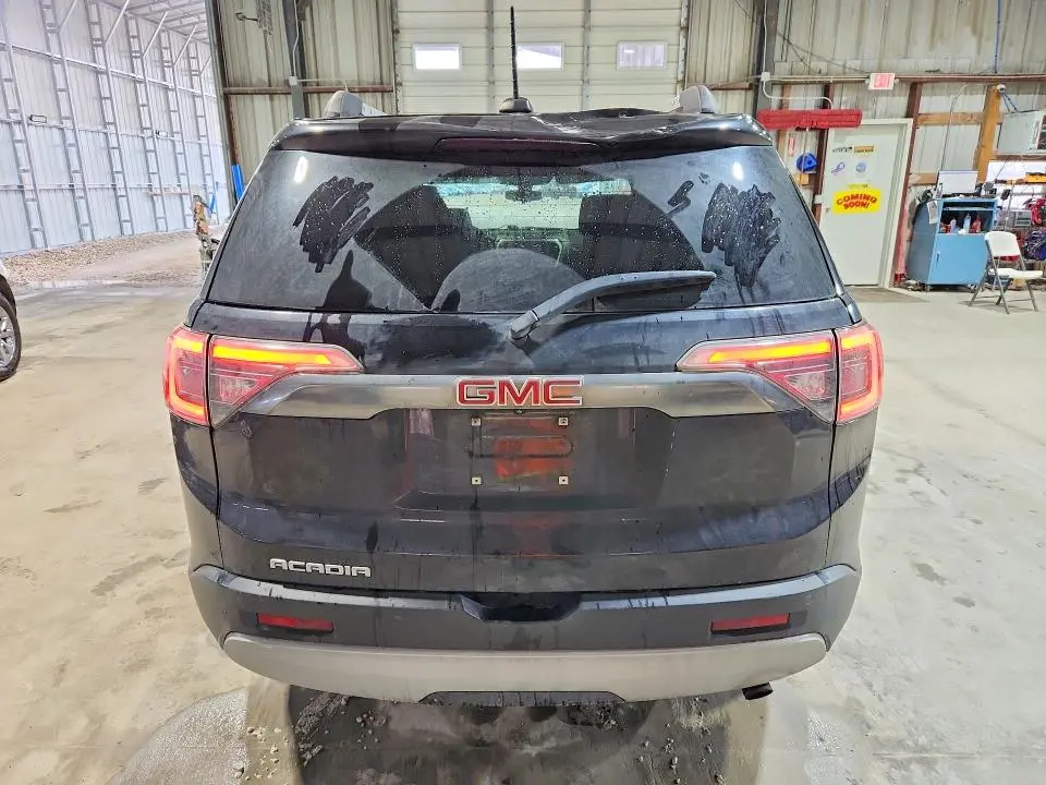 2017 GMC ACADIA SLE  