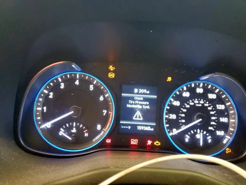 2020 HYUNDAI KONA SE  