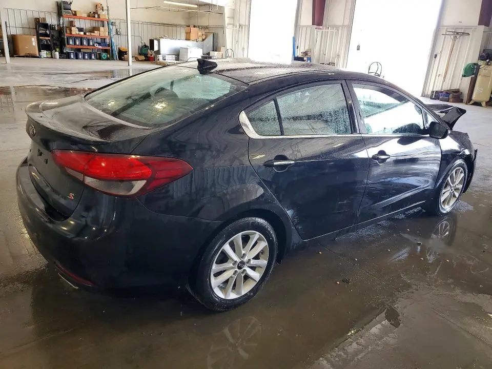 2017 KIA FORTE S  