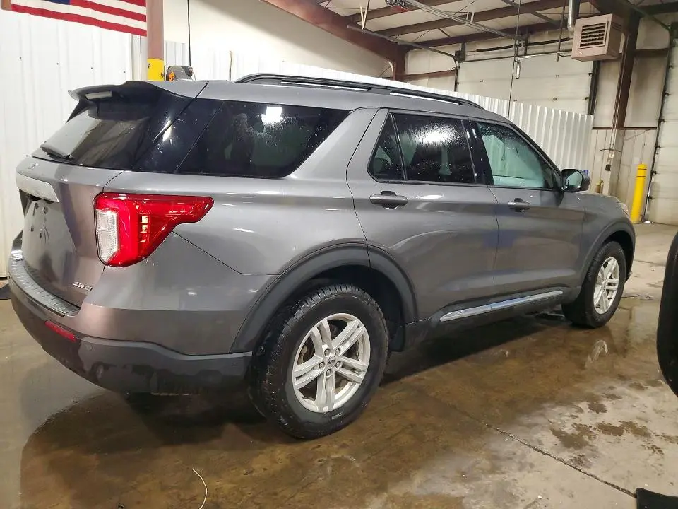 2021 FORD EXPLORER XLT  
