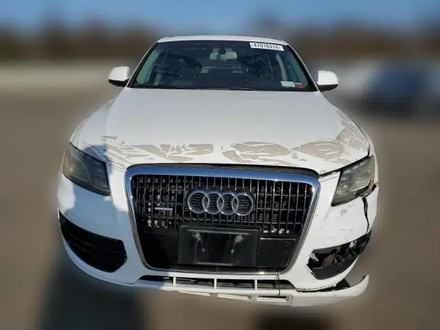 2010 AUDI Q5 PREMIUM PLUS  