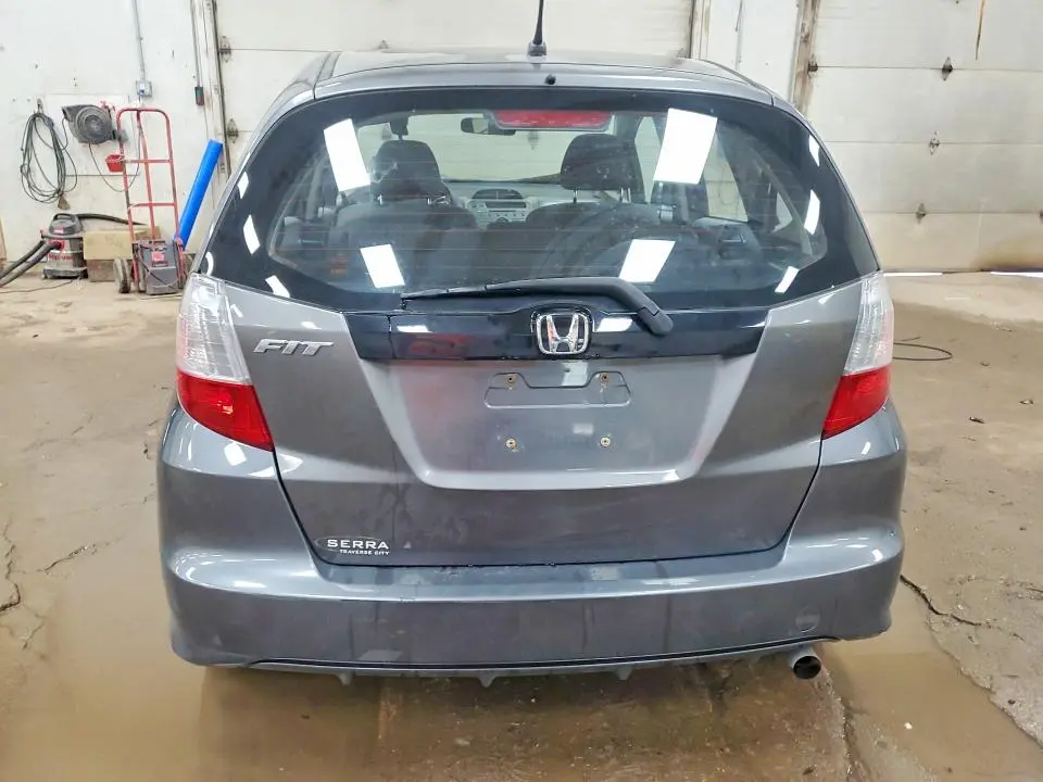 2013 HONDA FIT   