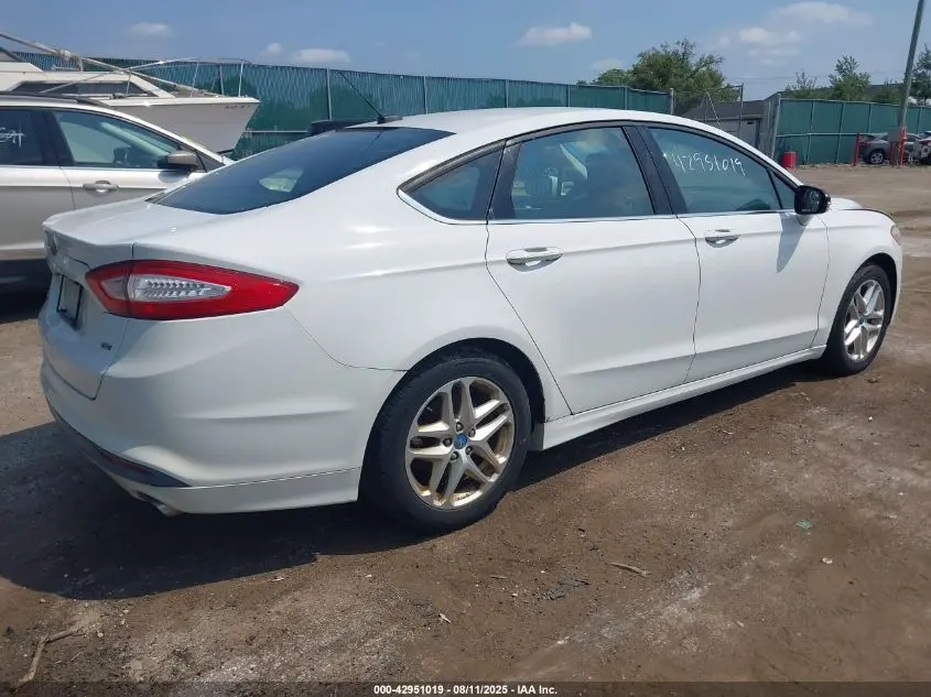 2013 FORD FUSION SE