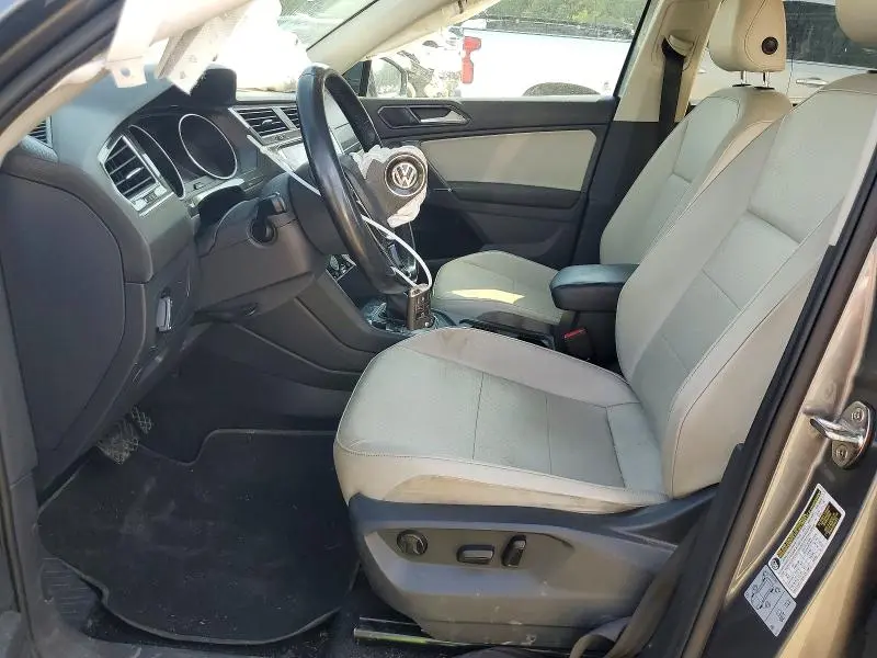 2018 VOLKSWAGEN TIGUAN SE  