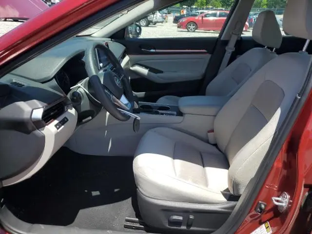 2022 NISSAN ALTIMA SV  