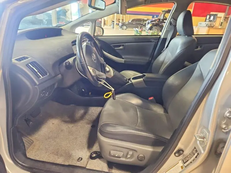 2015 TOYOTA PRIUS FOUR  