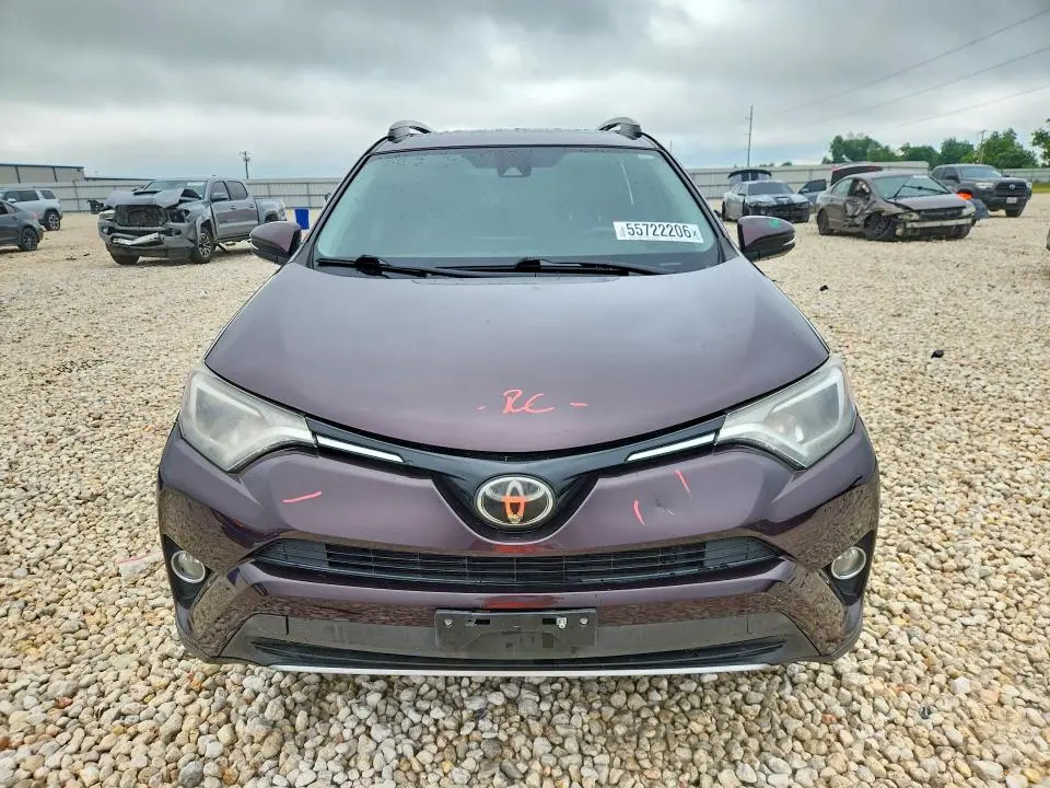 2018 TOYOTA RAV4 XLE  