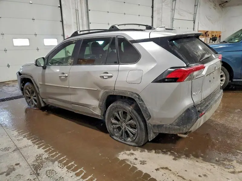 2023 TOYOTA RAV4 SE  