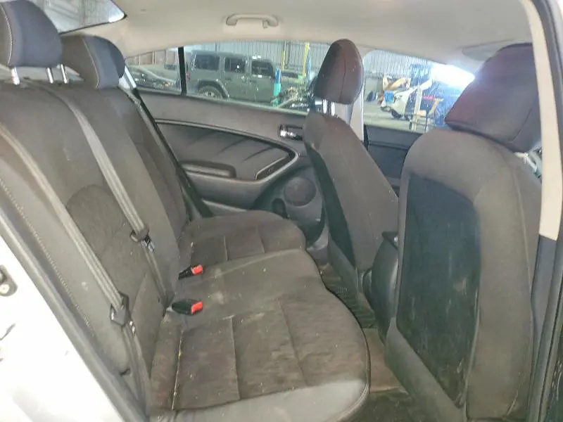 2016 KIA FORTE LX  