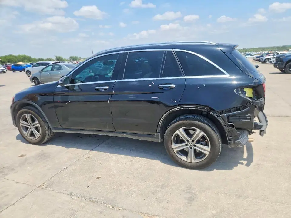 2018 MERCEDES-BENZ GLC 300  