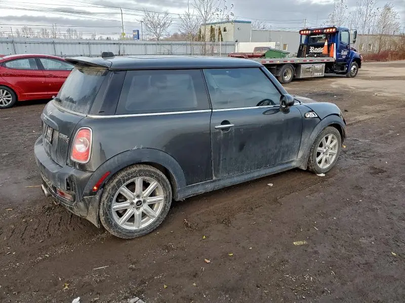 2013 MINI COOPER S  