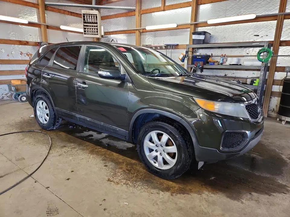 2012 KIA SORENTO LX  