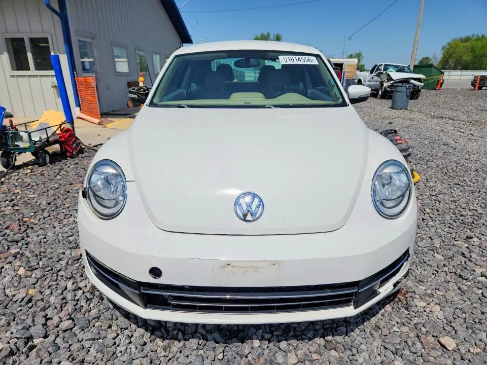 2013 VOLKSWAGEN BEETLE   