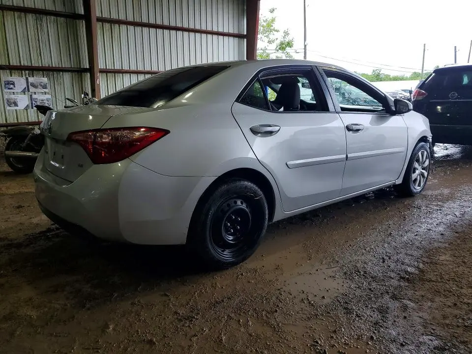 2019 TOYOTA COROLLA LE  