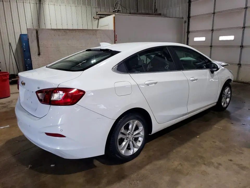 2019 CHEVROLET CRUZE LT  