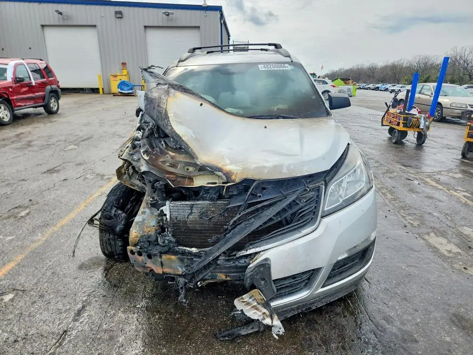 2017 CHEVROLET TRAVERSE LS  