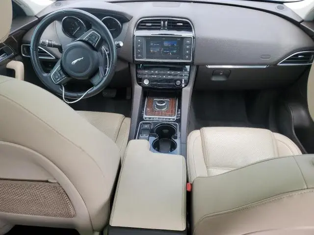 2017 JAGUAR F-PACE PRESTIGE  
