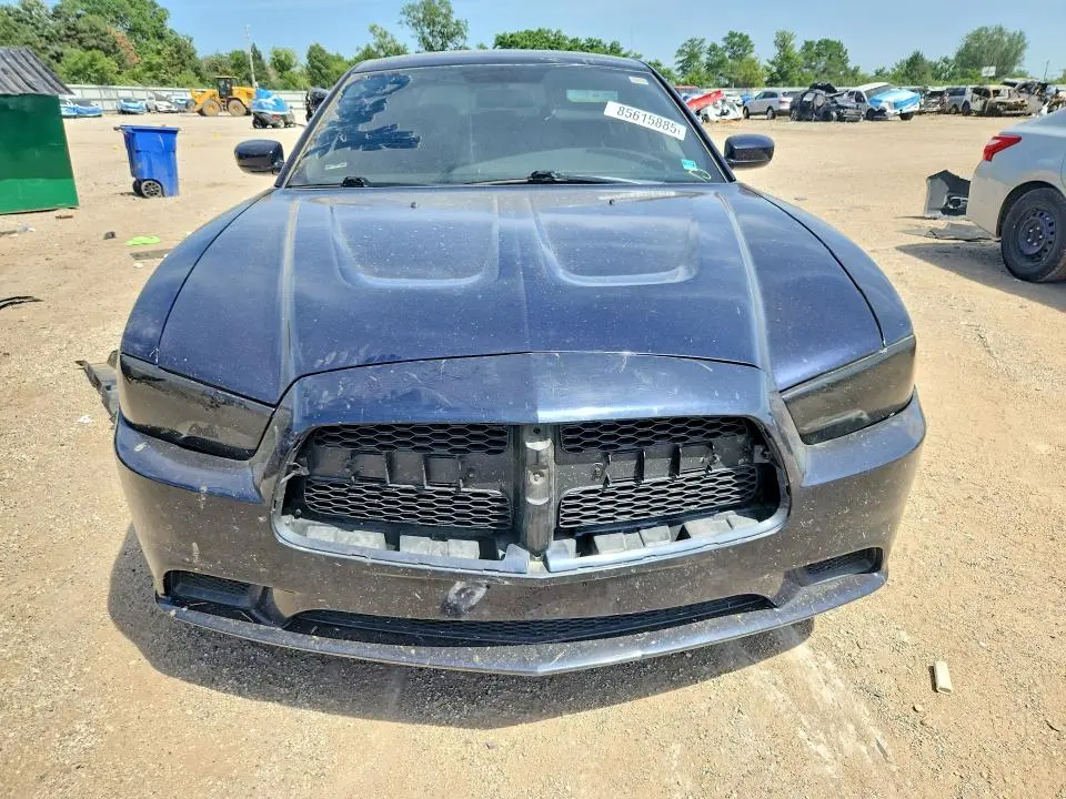 2012 DODGE CHARGER SE  