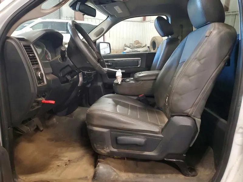 2016 RAM 1500 ST  