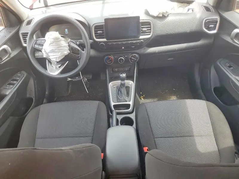 2025 HYUNDAI VENUE SE  