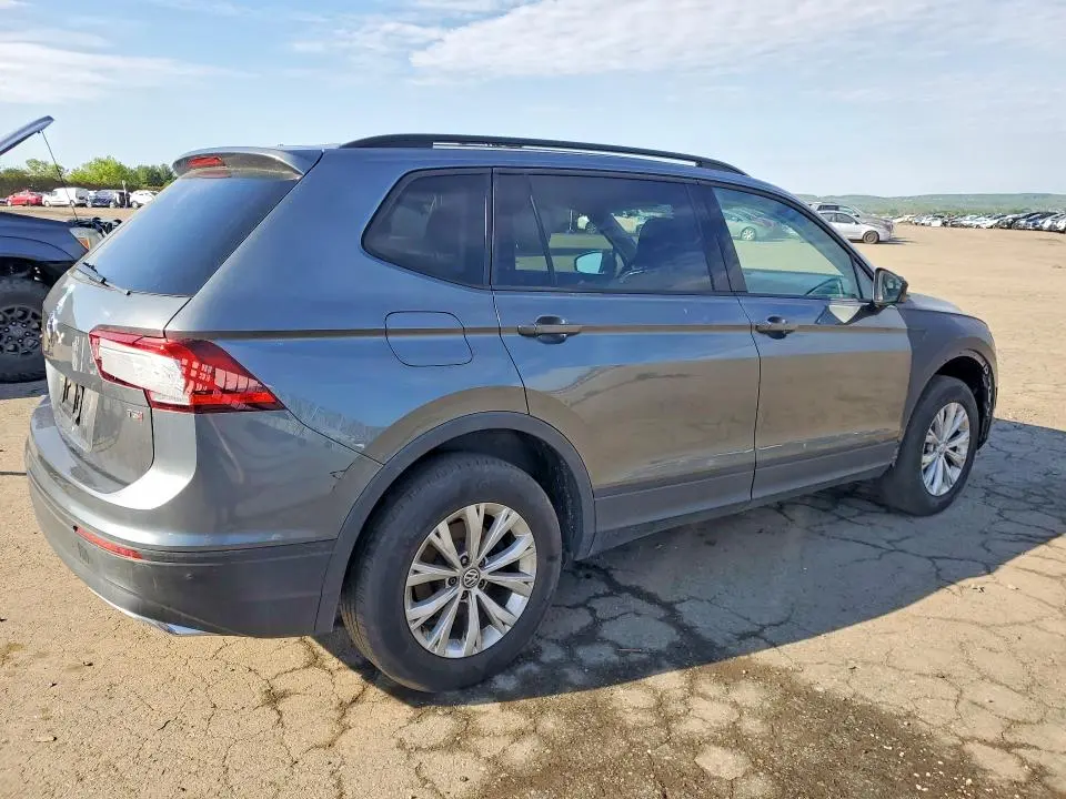 2018 VOLKSWAGEN TIGUAN S  