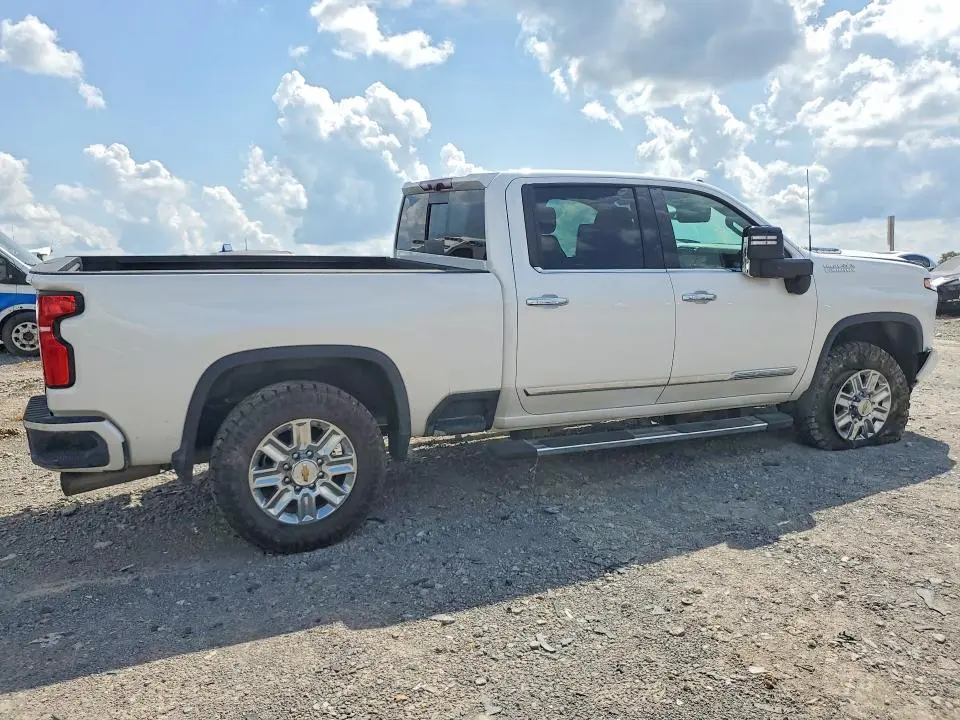 2025 CHEVROLET SILVERADO K3500 HIGH COUNTRY  