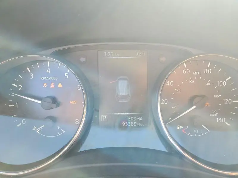 2017 NISSAN ROGUE SV  