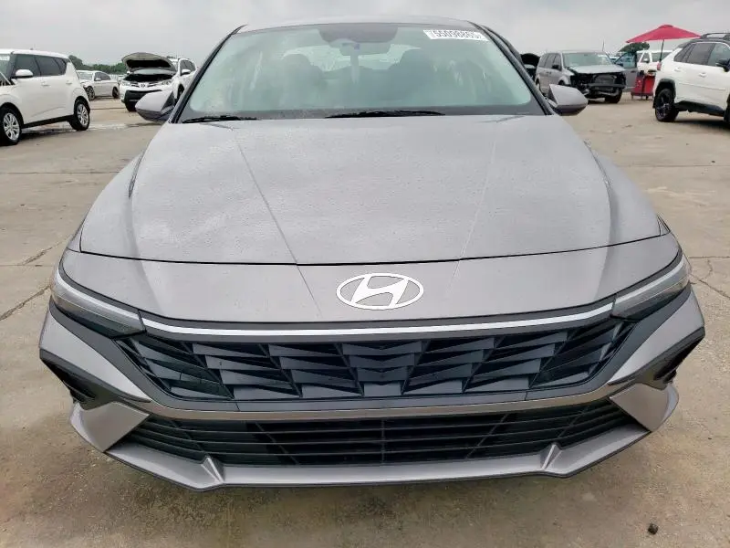 2025 HYUNDAI ELANTRA BLUE  