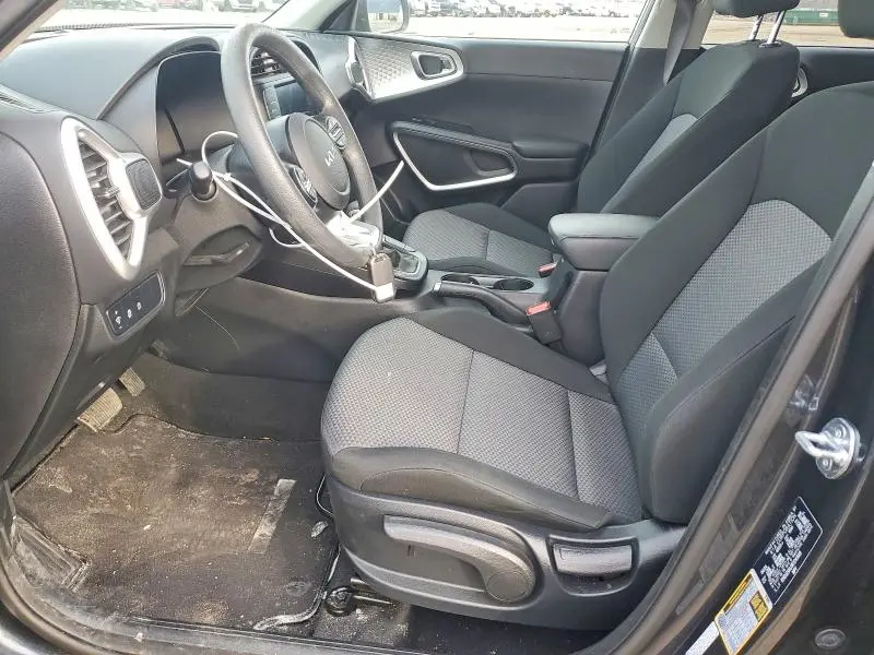 2024 KIA SOUL LX  