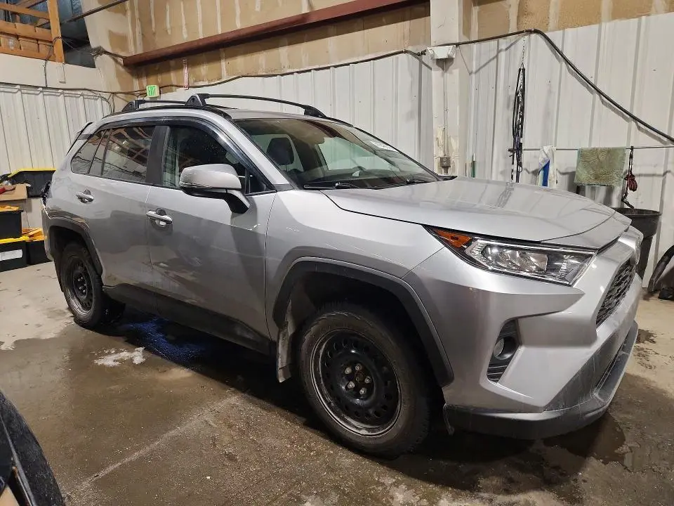 2020 TOYOTA RAV4   