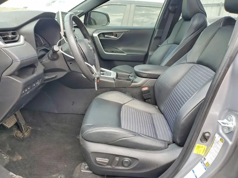 2021 TOYOTA RAV4 XSE  
