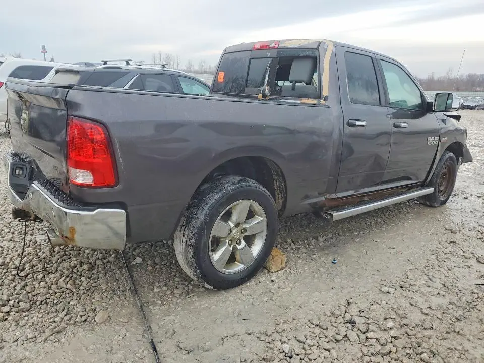 2014 RAM 1500 SLT  