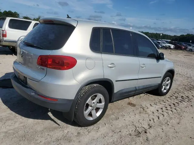 2013 VOLKSWAGEN TIGUAN S  