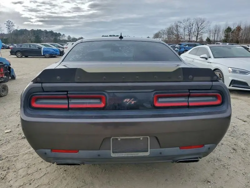 2015 DODGE CHALLENGER SXT  