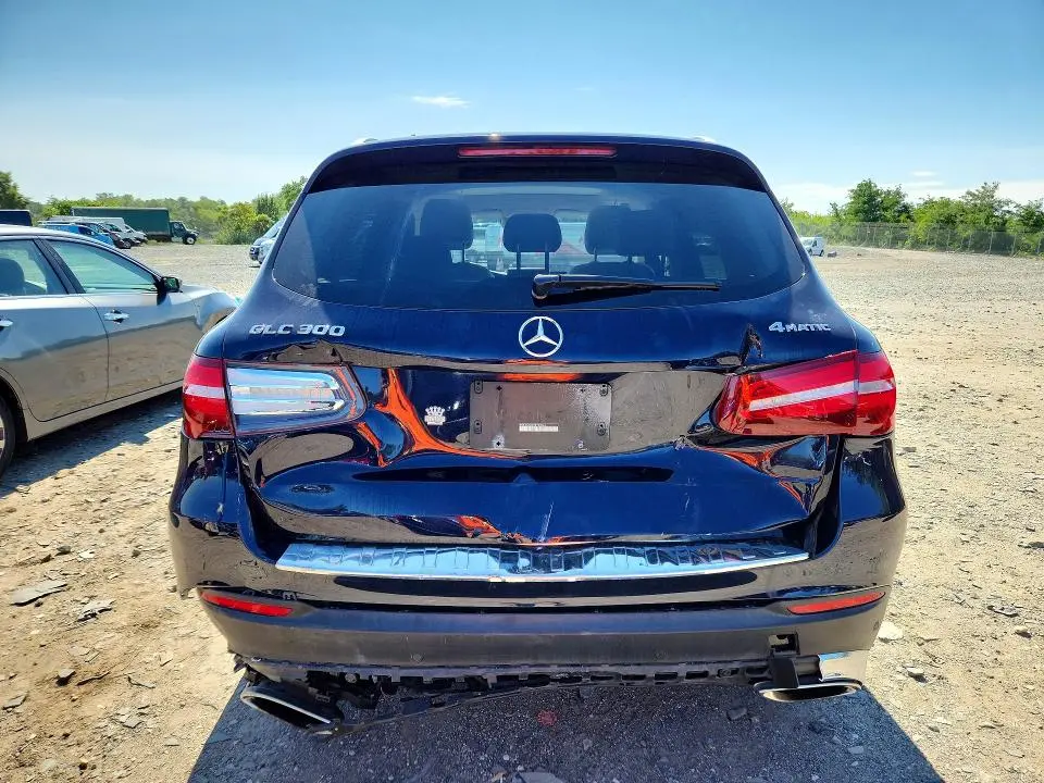 2017 MERCEDES-BENZ GLC 300 4MATIC  