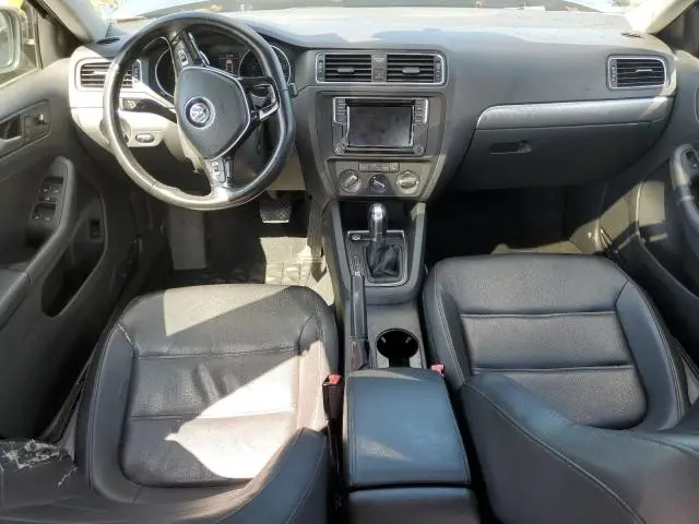 2017 VOLKSWAGEN JETTA SE  