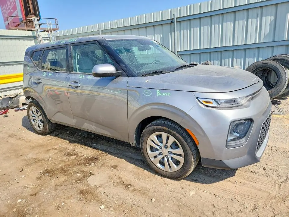 2022 KIA SOUL LX  