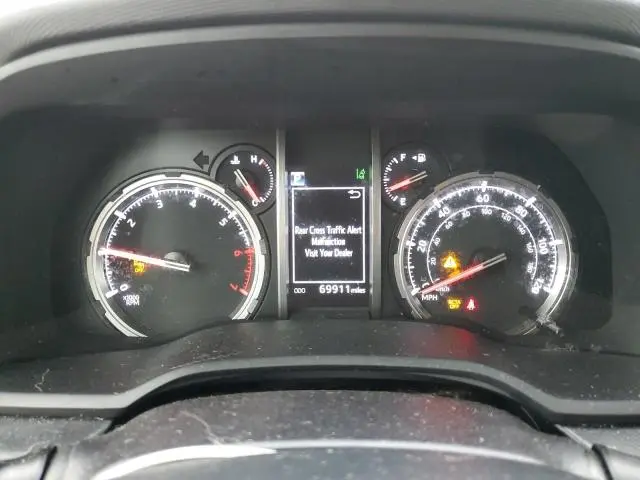 2023 TOYOTA 4RUNNER SE