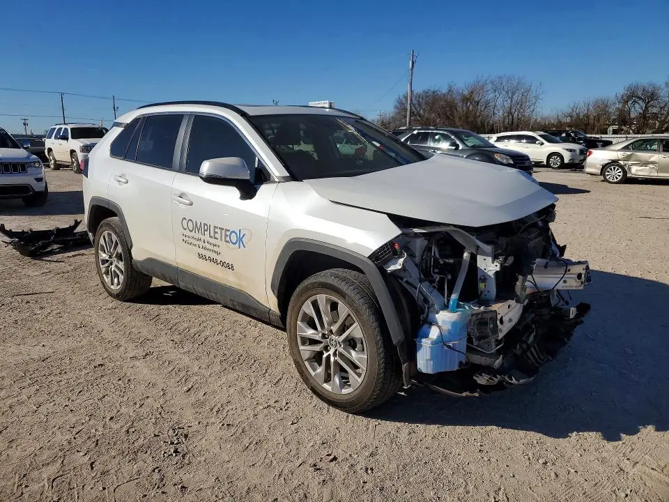 2024 TOYOTA RAV 4   