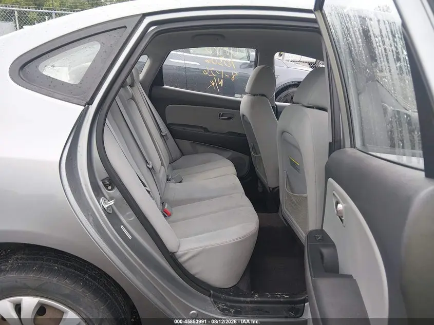 2010 HYUNDAI ELANTRA GLS