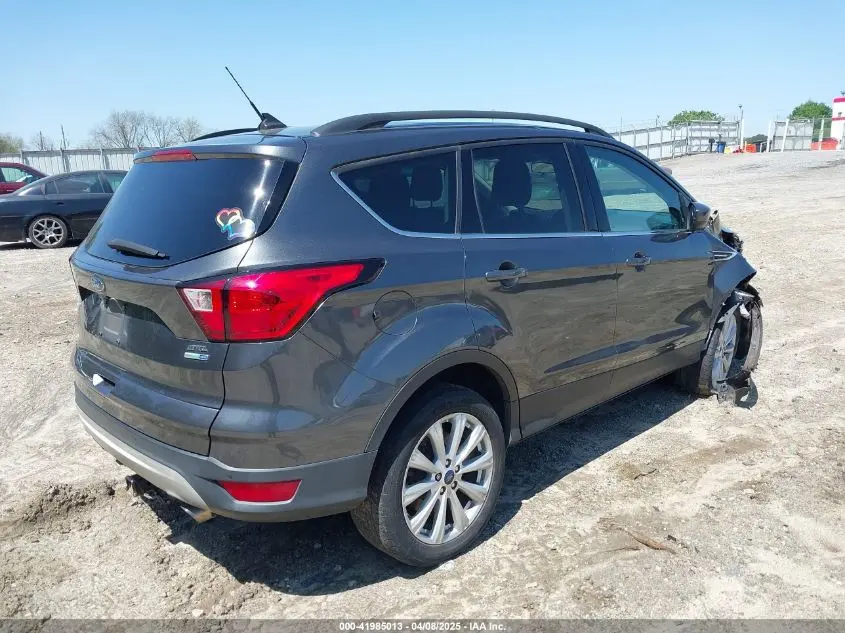 2019 FORD ESCAPE SEL