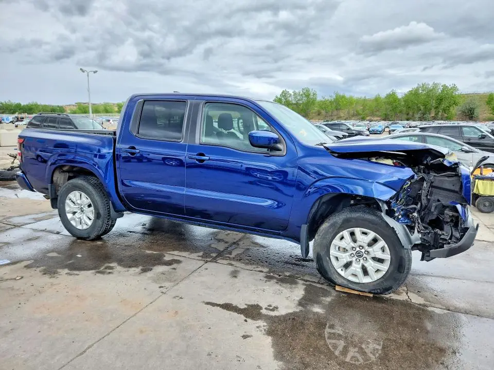 2023 NISSAN FRONTIER SV  