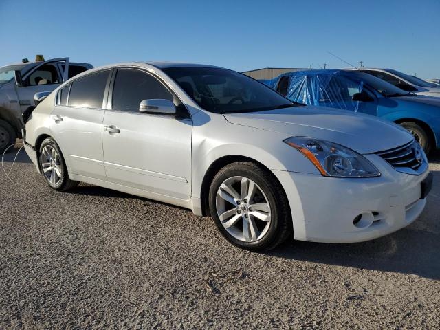 2011 NISSAN ALTIMA SR