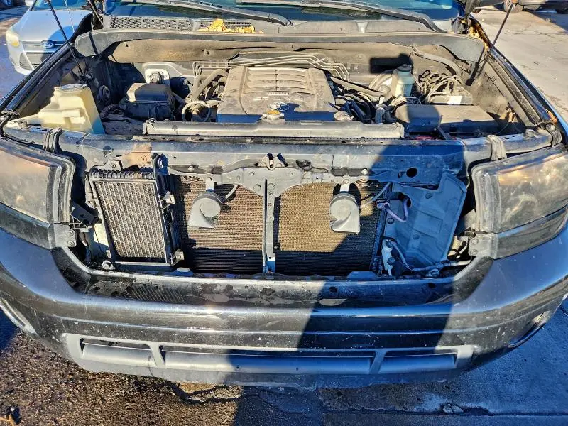 2010 TOYOTA TUNDRA CREWMAX LIMITED  