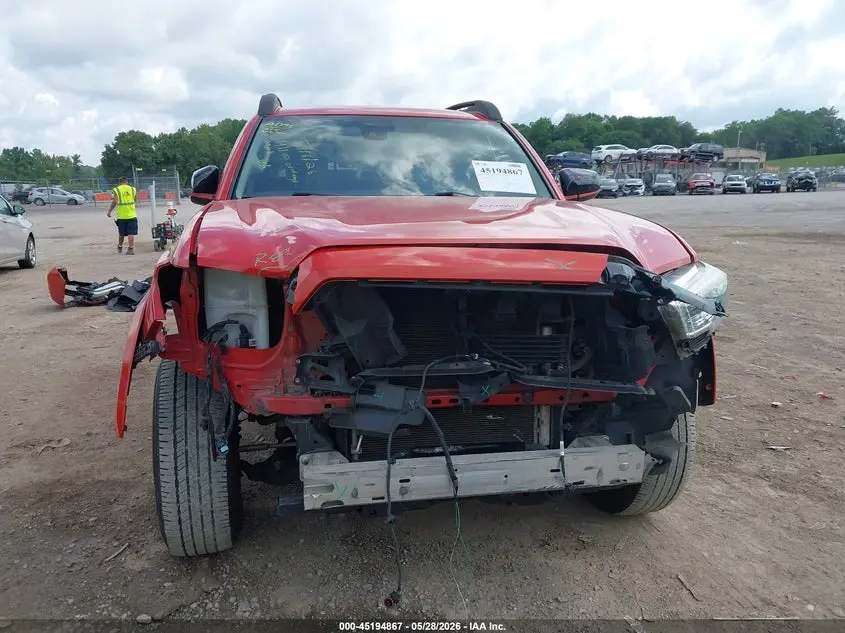 2018 TOYOTA TACOMA SR5 V6