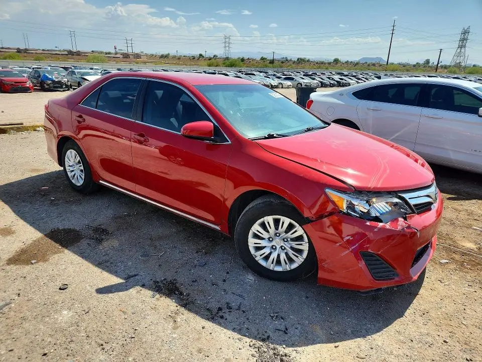 2014 TOYOTA CAMRY LE  