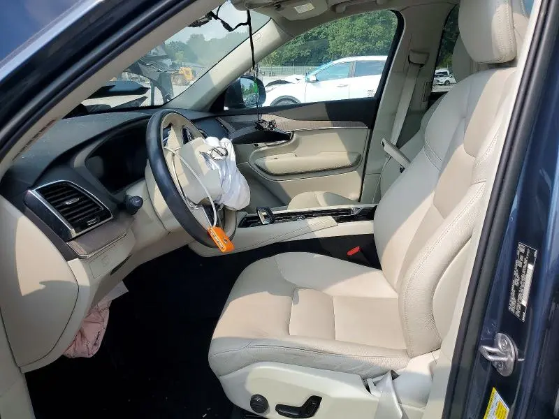 2023 VOLVO XC90 PLUS  